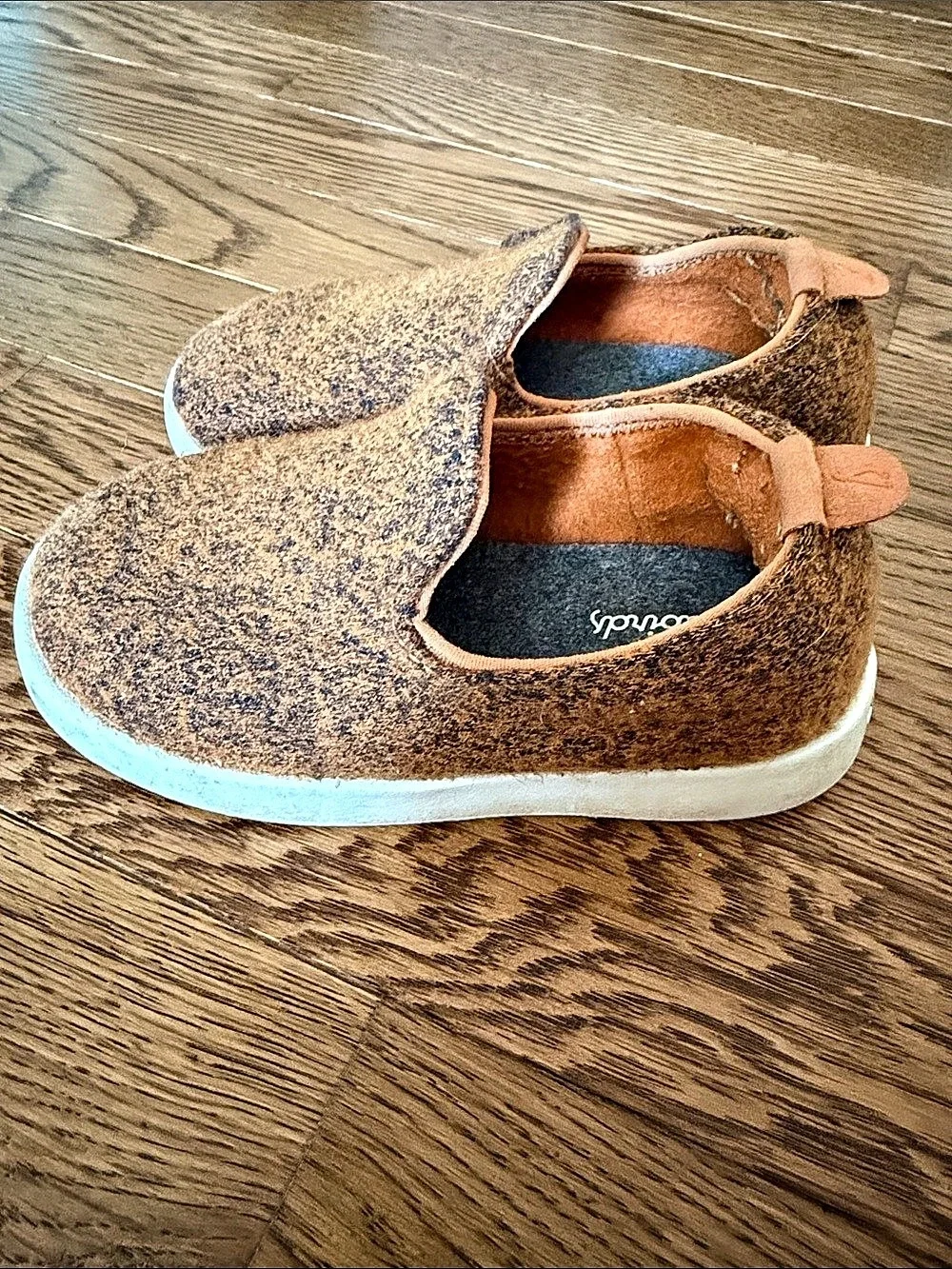All Birds Brown & Orange Slip Ons Toddler Sz 8